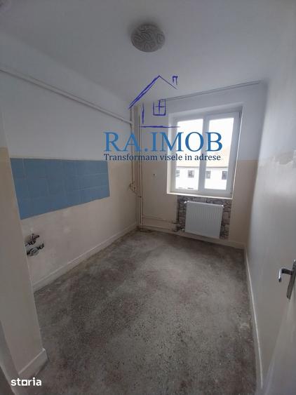 Apartament cu 2 camere semidecomandat în Ultracentral