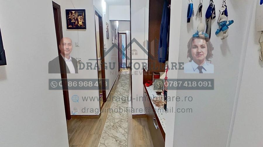 Apartament cu 3 camere decomandat în Est