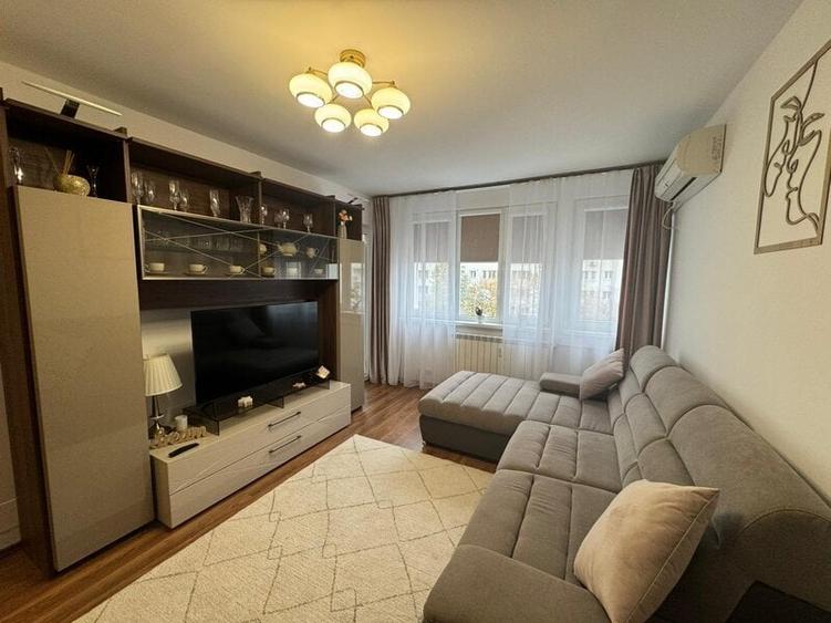 Apartament cu 2 camere semidecomandat în Dristor