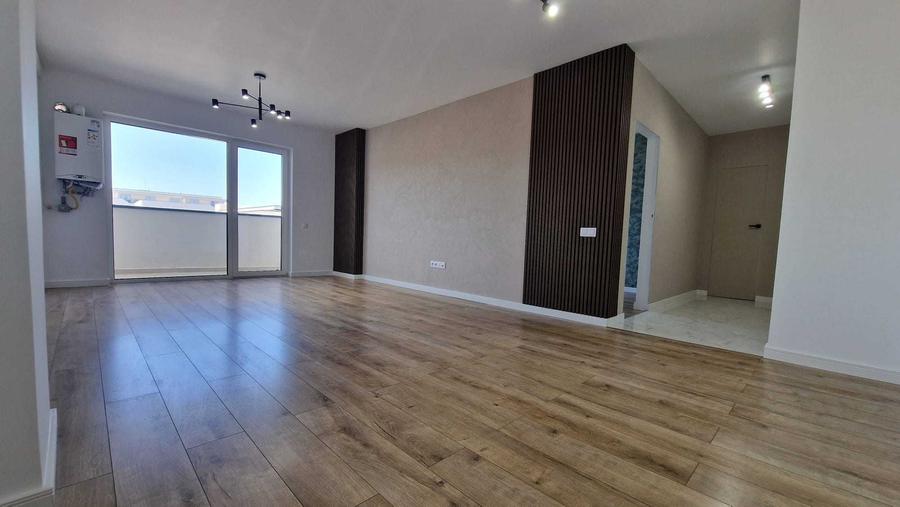 Apartament cu 2 camere decomandat în Florești