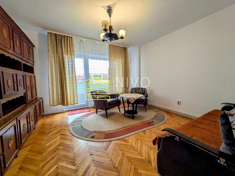 Garsonieră decomandată, mobilată în Ultracentral