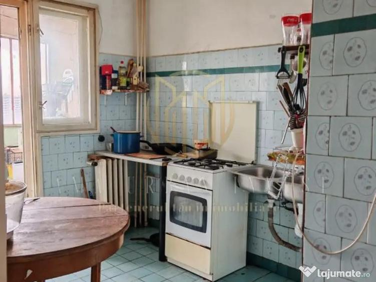 Apartament cu 4 camere decomandat în Pantelimon