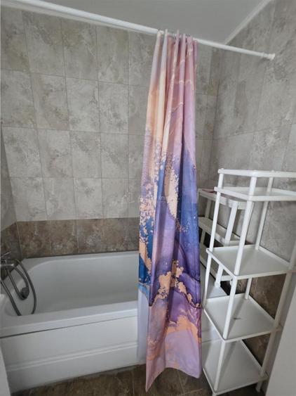 Casă cu 3 camere cu Teren 115 Mp în Tunari