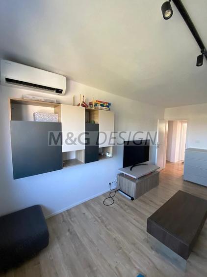 Apartament cu 2 camere decomandat în Mircea cel Bătrân