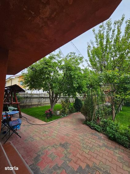 Casă cu 6 camere cu Teren 800 Mp în Calea București