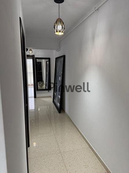 Apartament cu 4 camere decomandat, mobilat în Titan