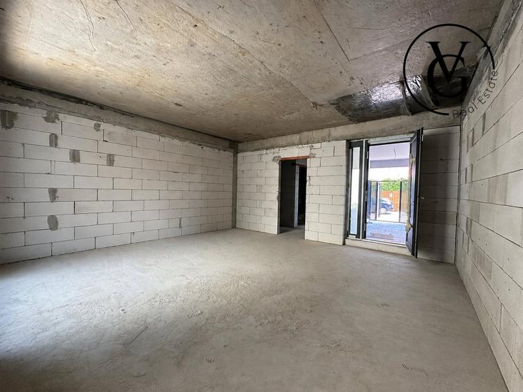 Casă individuală cu 5 camere cu Canalizare în Inel II