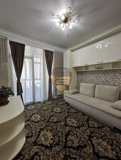 Apartament cu 4 camere semidecomandat, mobilat în Mamaia-Sat