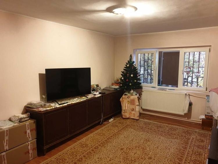 Apartament cu 2 camere decomandat în Rahova