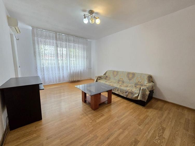 Apartament cu 2 camere decomandat, mobilat în Brâncoveanu