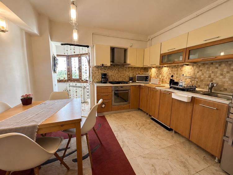 Apartament 2 camere | Decomandat | Parcare | Tomis II - zona Spital - 3