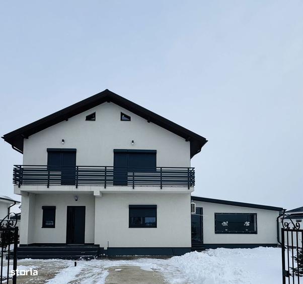 Casă cu 3 camere cu Teren 500 Mp în Domnești