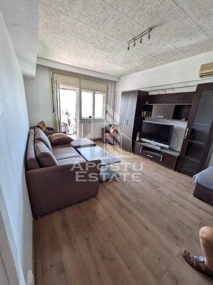 Apartament cu 2 camere decomandat, mobilat în Central