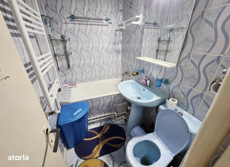 Apartament cu 3 camere în Alexandru cel Bun