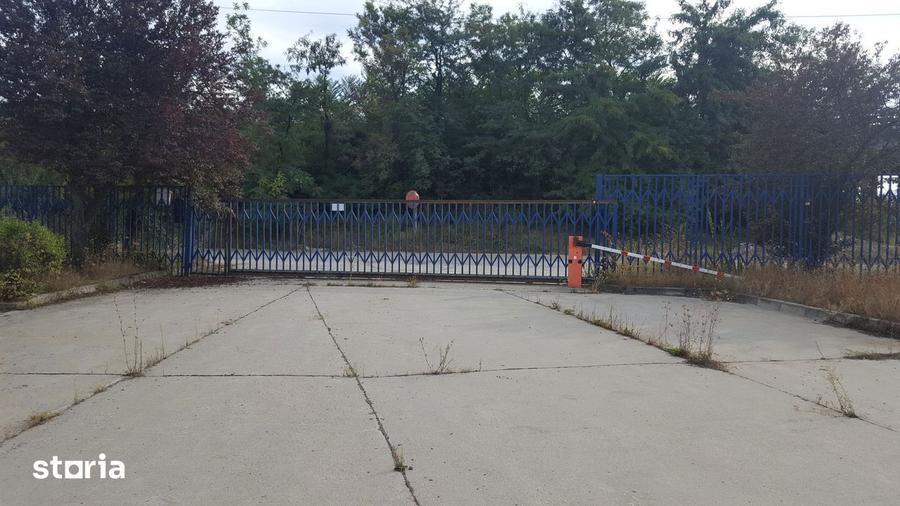 Spațiu comercial, de 2,750 mp, în Militari