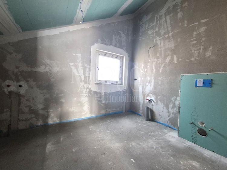 Duplex cu 4 camere cu Canalizare în Dâmbul Rotund