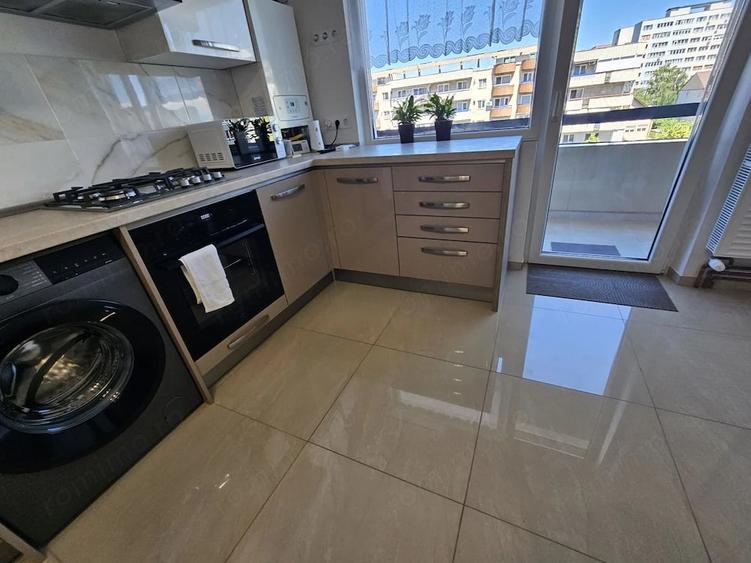 Apartament cu 2 camere decomandat în Decebal