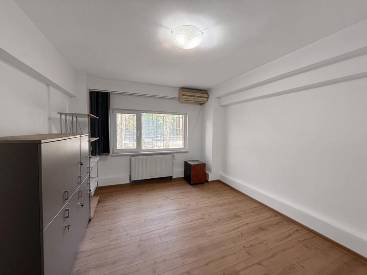 Apartament cu 2 camere decomandat în P-ța Alba Iulia