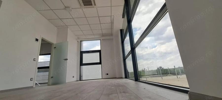 Spațiu comercial, de 397 mp, în Nord