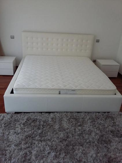 Apartament cu 2 camere decomandat în Gara de Nord