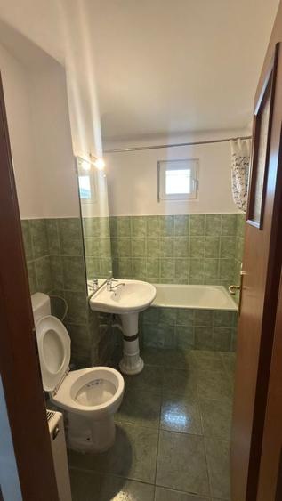 Apartament cu 2 camere decomandat în Vest
