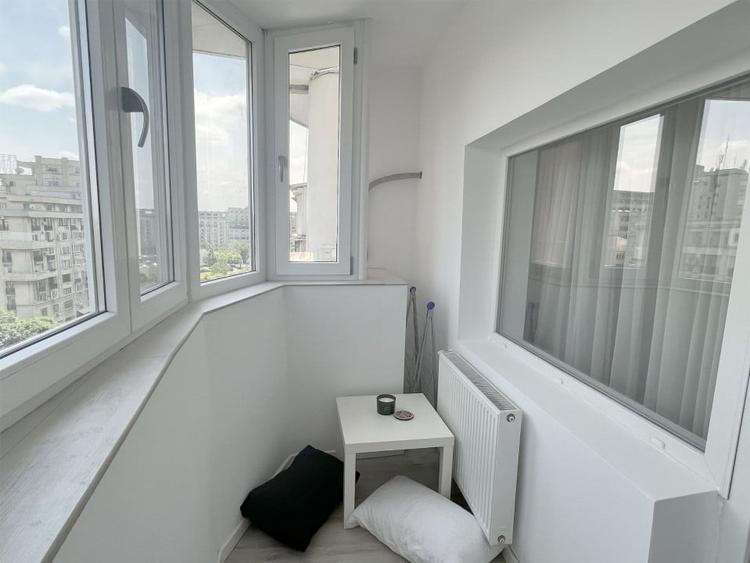 Apartament cu 3 camere decomandat, mobilat în Decebal