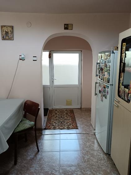 Casă individuală cu 3 camere cu Teren 6100 Mp în Micești