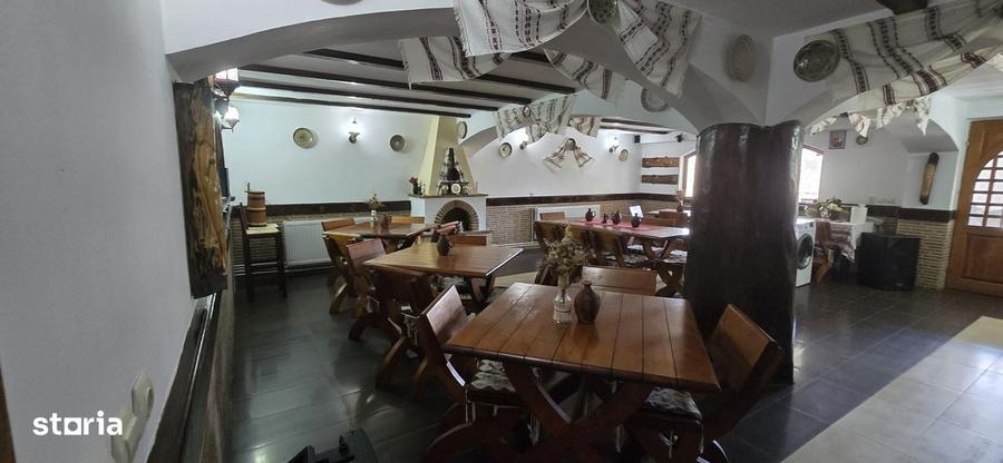 Casă cu 4 camere în Moroeni