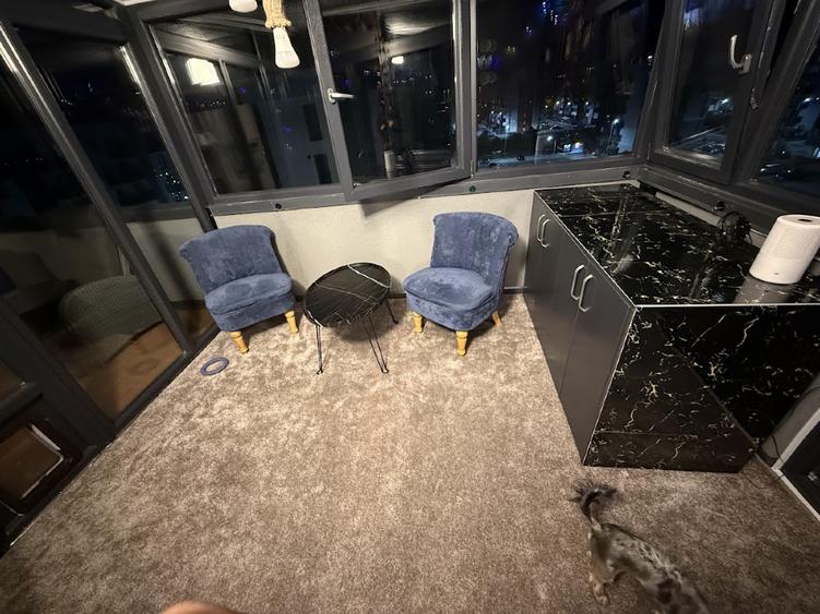 Apartament cu 4 camere semidecomandat în Avantgarden