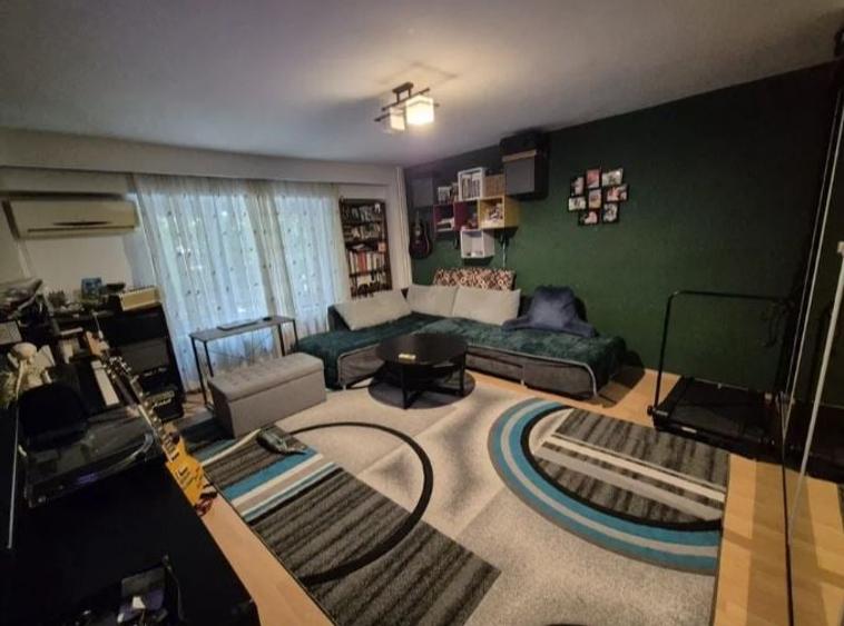 Apartament cu 2 camere decomandat în Iancului