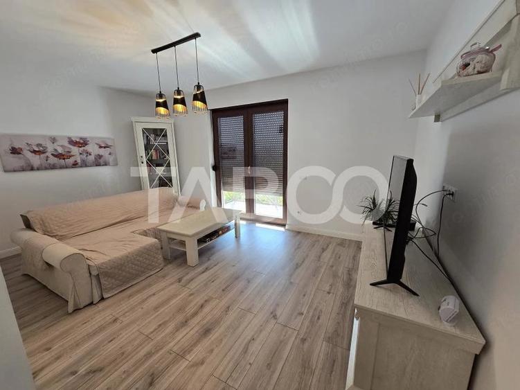 Apartament cu 4 camere decomandat în Central