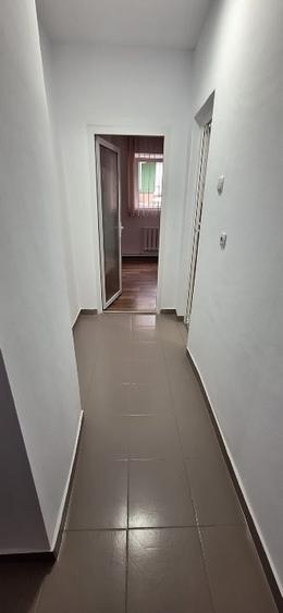 Apartament cu 3 camere decomandat în Obcini