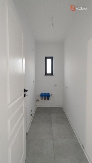 Duplex cu 3 camere cu Teren 277.5 Mp în Săcălaz