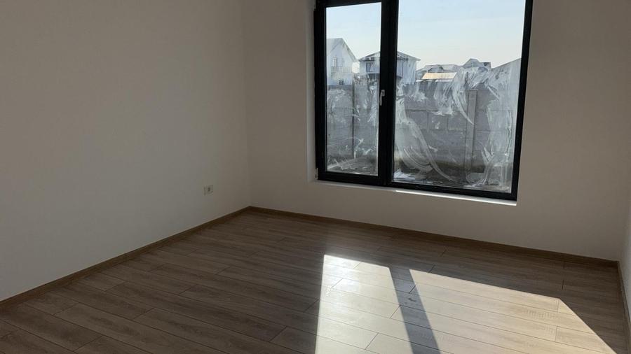 Casă individuală cu 3 camere cu Teren 300 Mp în Berceni