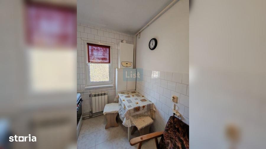 Apartament cu 2 camere semidecomandat în 9 Mai