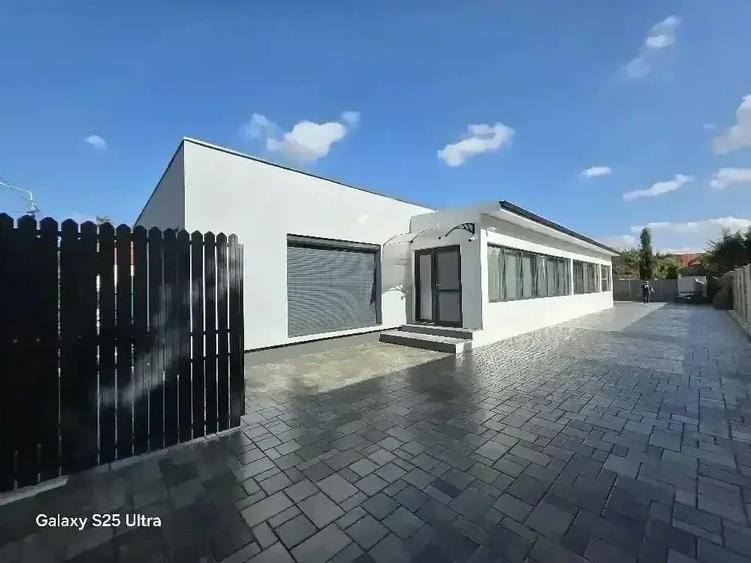 Casă cu Teren 628 Mp în Șagului