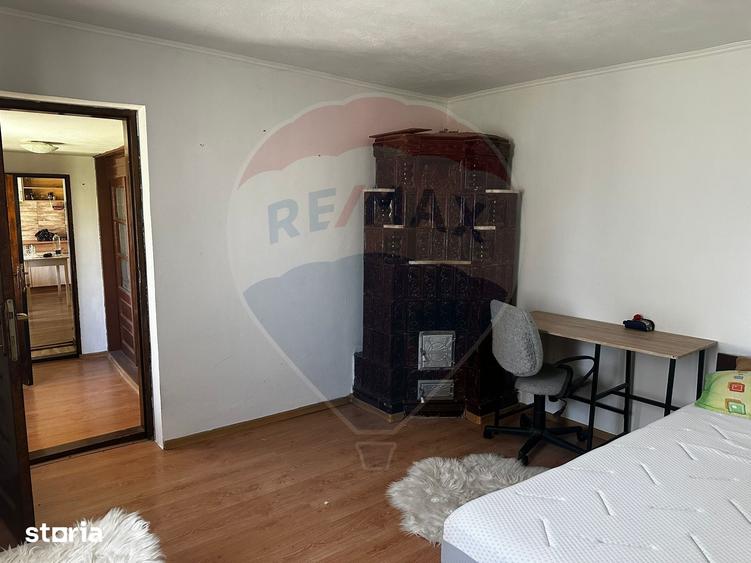 Casă cu 3 camere cu Teren 1000 Mp în Răcari
