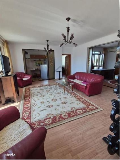 Apartament cu 4 camere în Domenii