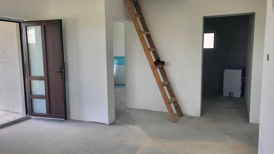 De vanzare casa semifinisata 101 mp Cihei, teren 428 mp neimprejmuit - 2