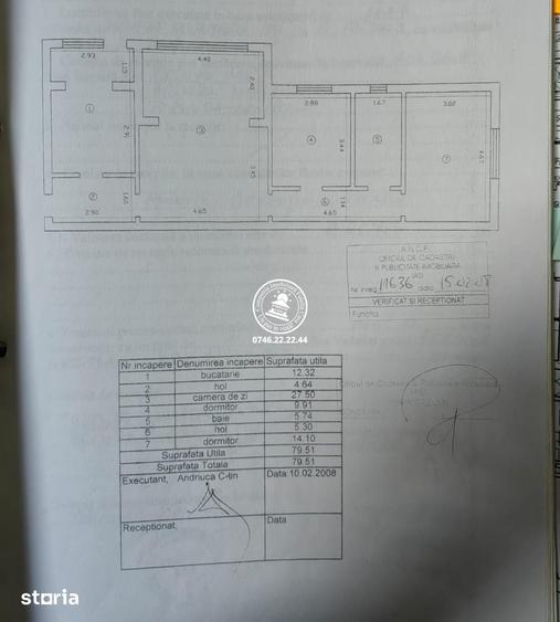 Apartament cu 3 camere semidecomandat în Podu Roș