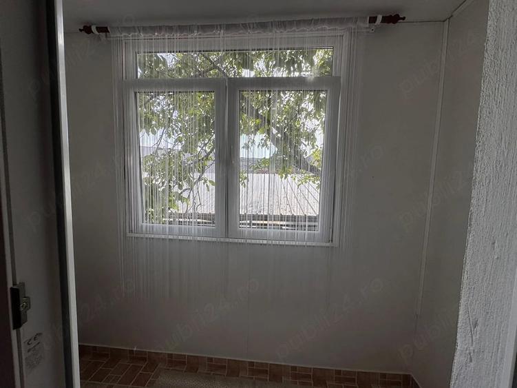 Apartament cu 2 camere semidecomandat în Badea Cârțan