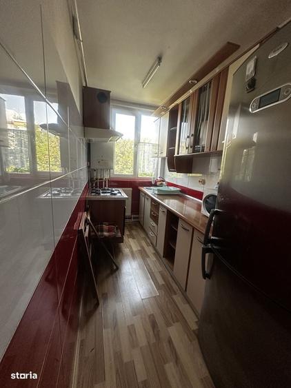 Apartament cu 3 camere în Micro 19