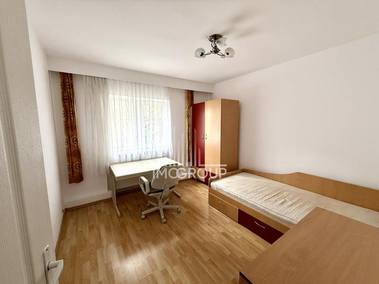 Apartament cu 3 camere decomandat, mobilat în Zorilor