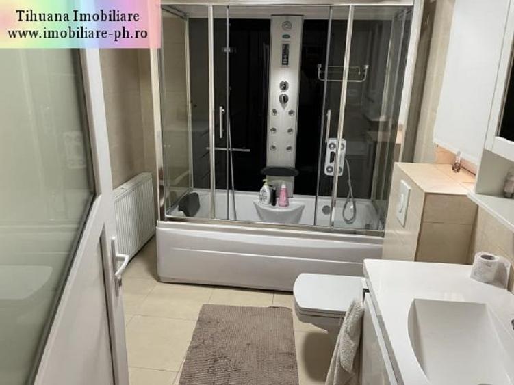 Casă individuală cu 5 camere cu Canalizare în Central