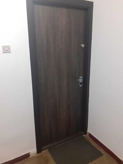 Apartament cu 3 camere decomandat în Apărătorii Patriei