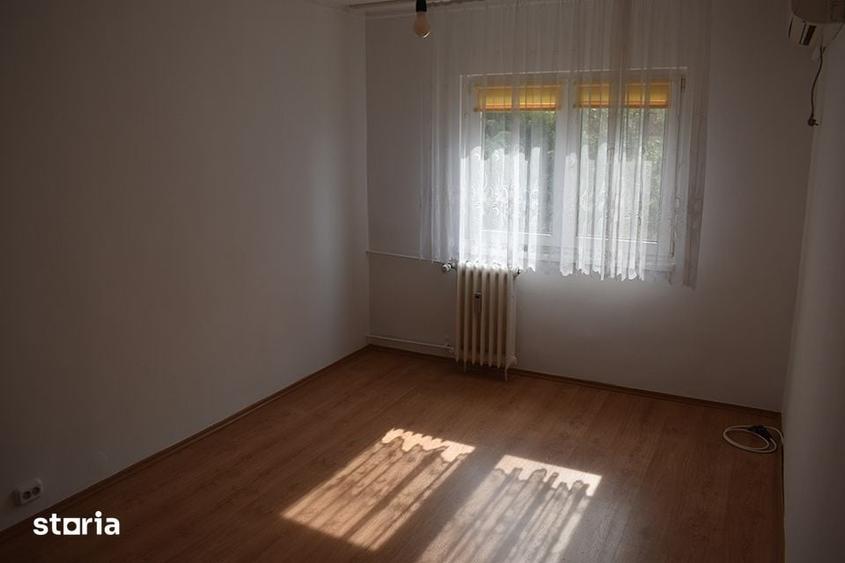 Apartament 4 camere de vanzare Oradea - 10