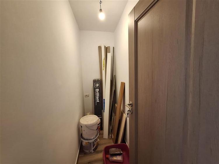 Apartament cu 3 camere decomandat în Mioriței