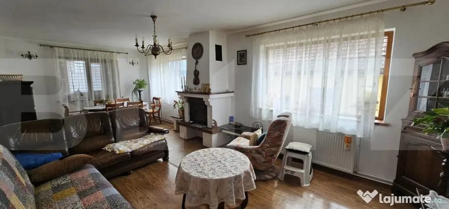 Casă cu 4 camere cu Teren 569 Mp în Central