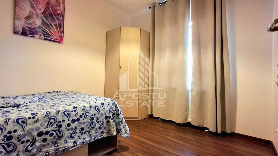 Apartament cu 3 camere decomandat, mobilat în Ultracentral