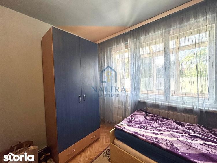 Apartament cu 3 camere decomandat în Săsar